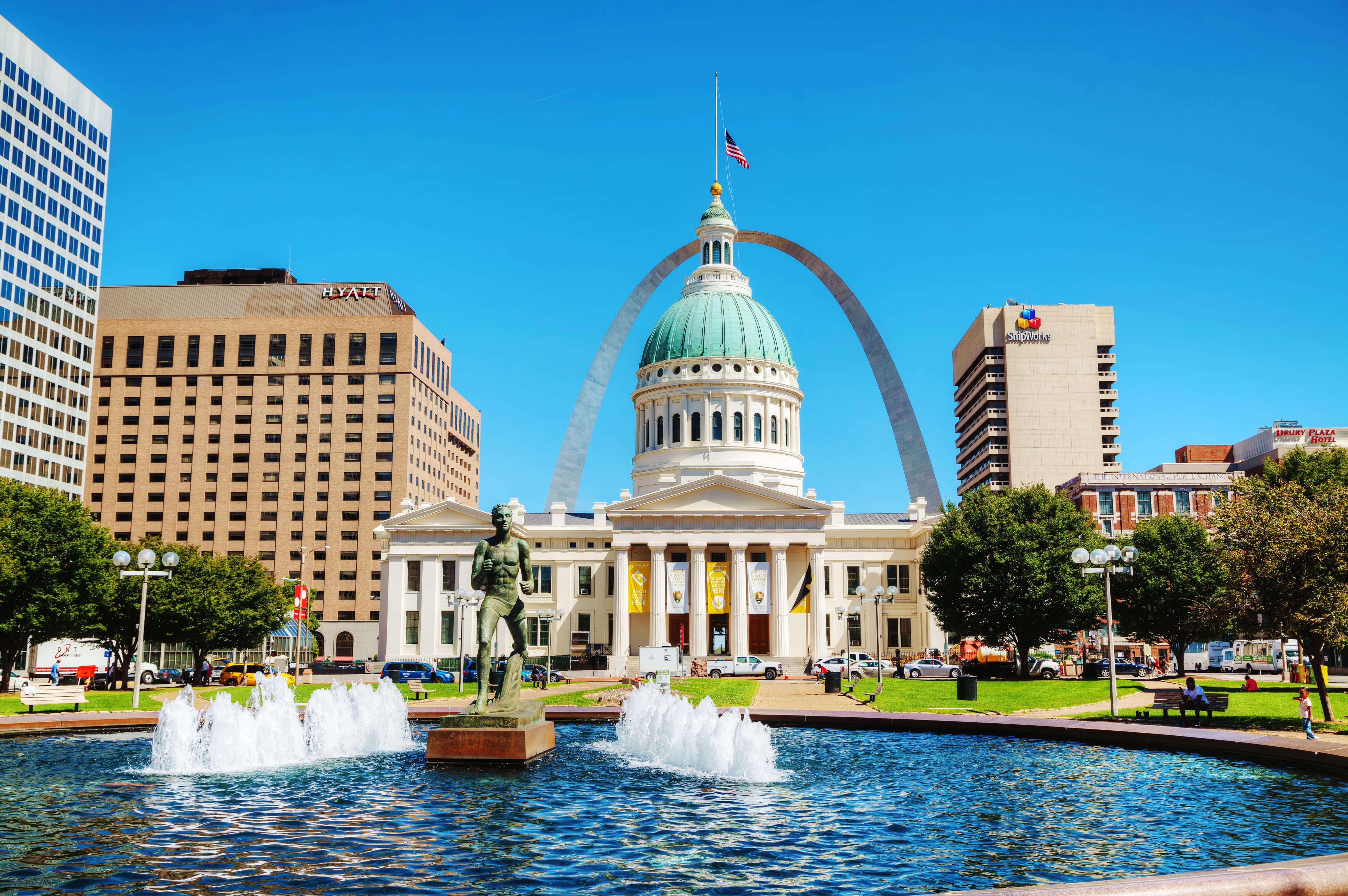 Holiday Inn Saint Louis-Fairview Heights By Ihg Bagian luar foto